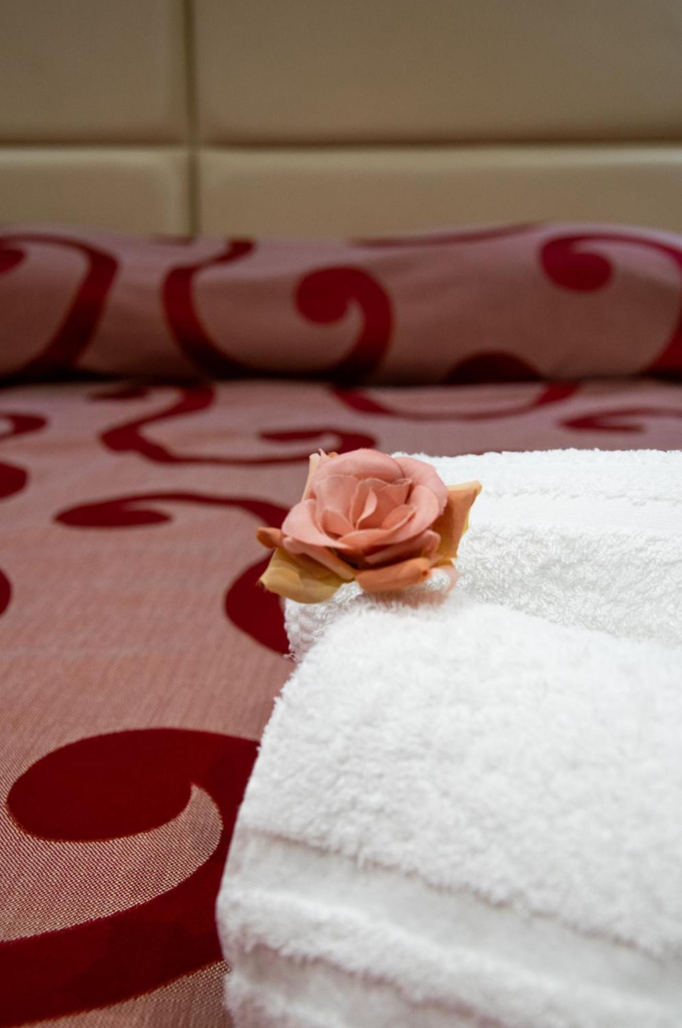 Mbs Marconi Bridge Suites Guest House Roma Exterior foto