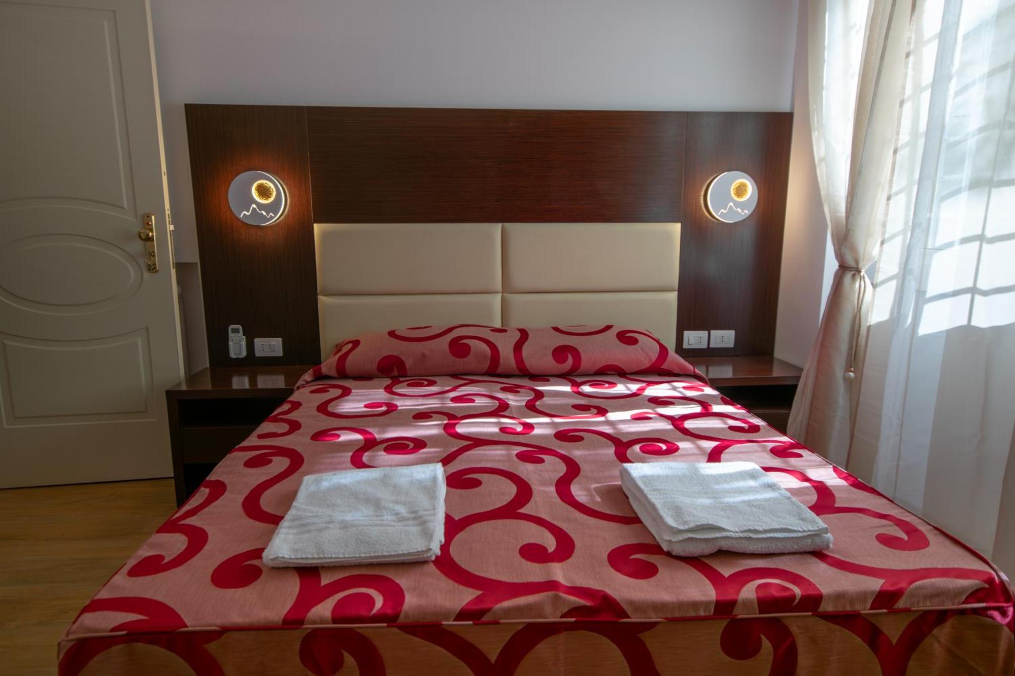 Mbs Marconi Bridge Suites Guest House Roma Exterior foto